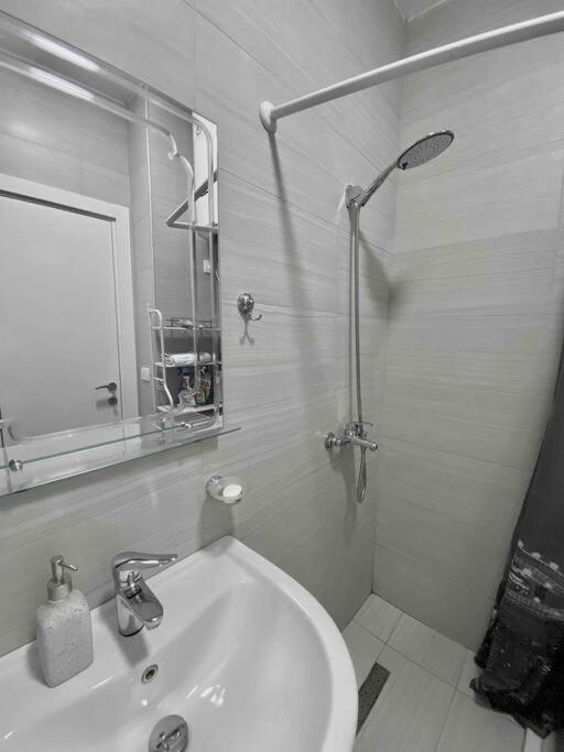 2+1 Apartment - Tirana City Center מראה חיצוני תמונה